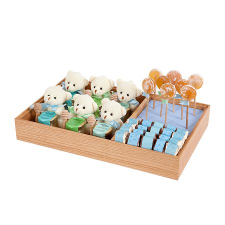 The sweet tray with bears and diapers